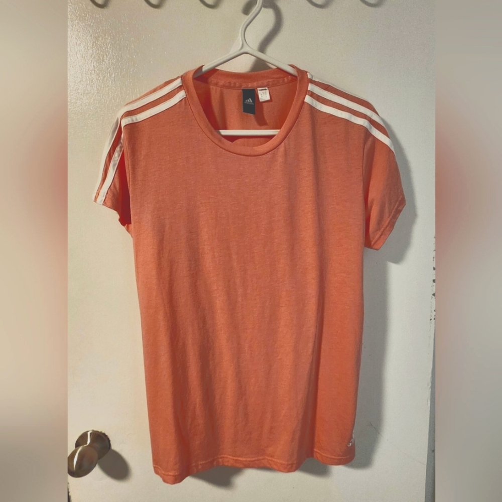 Adidas Tshirt L